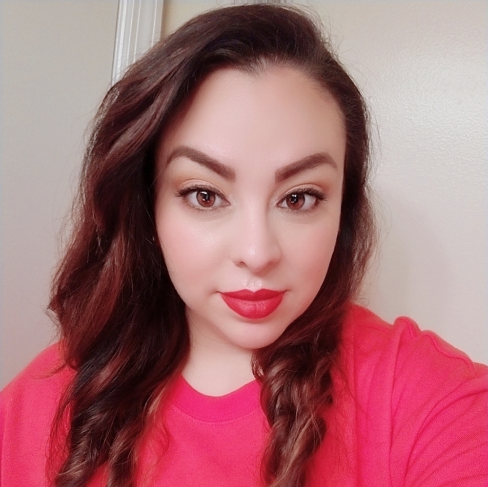 Meet your Posher, Stephanie